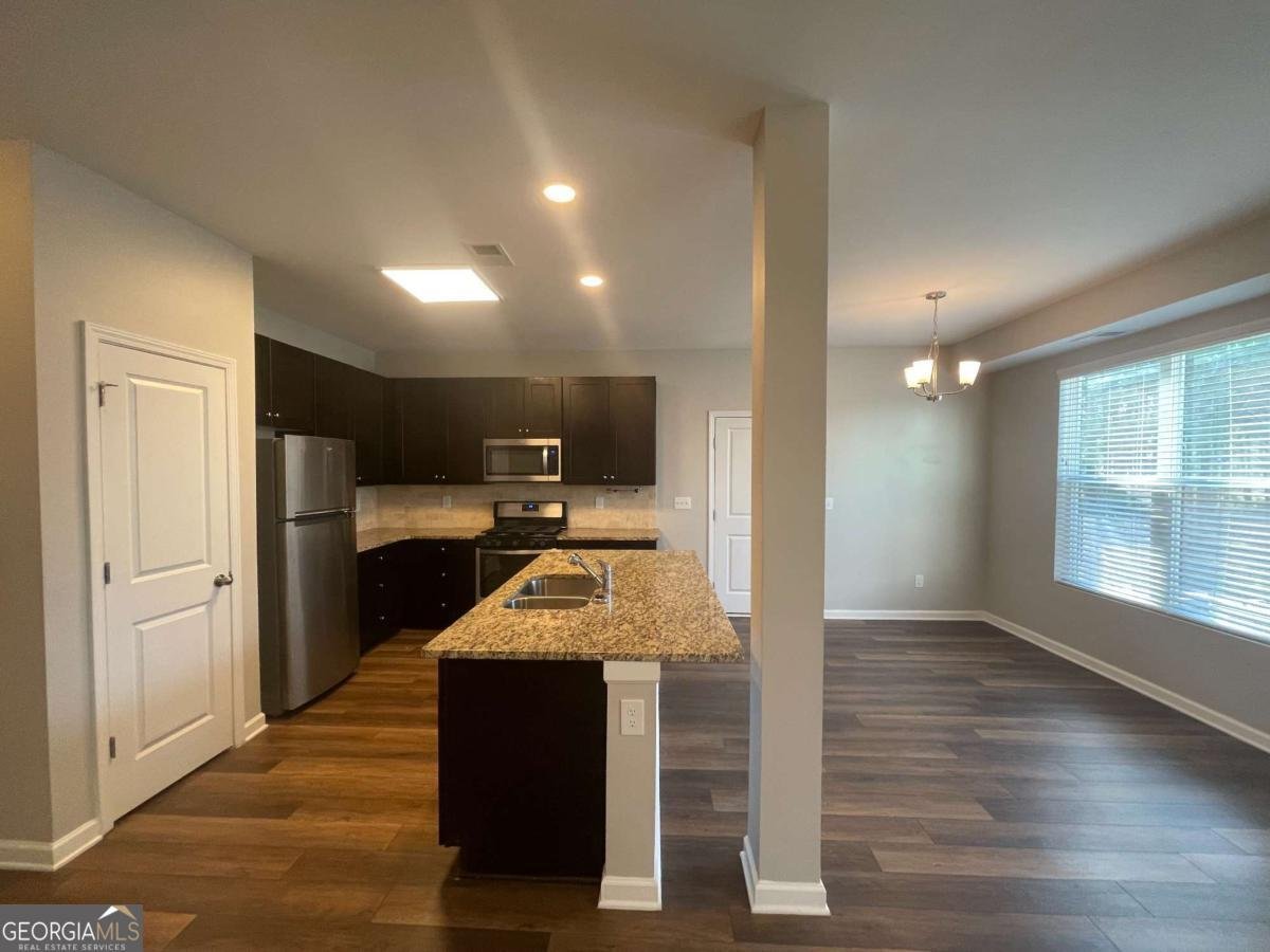 1003 Valley Rock Drive Lithonia - Photo 12