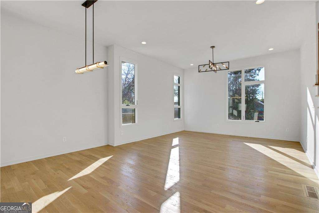 205 Howell Drive Atlanta - Photo 6