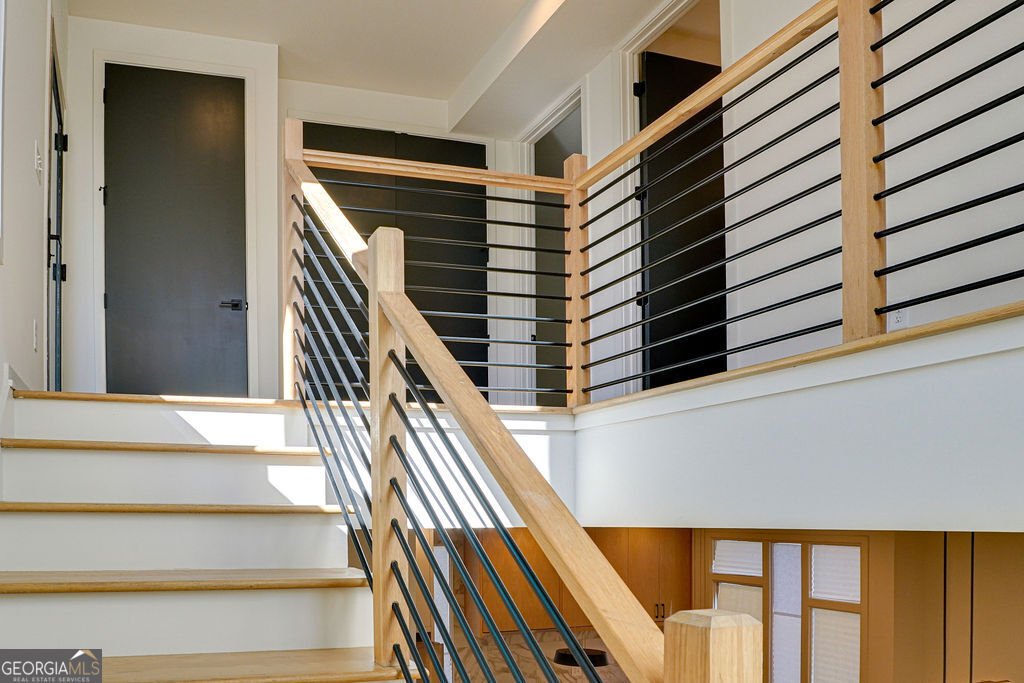 205 Howell Drive Atlanta - Photo 9