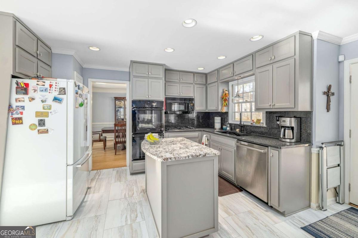 740 Birch Ridge Drive Roswell - Photo 12