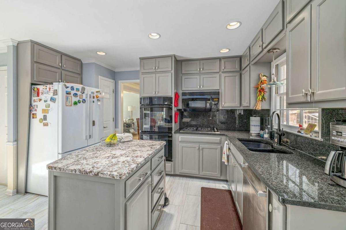 740 Birch Ridge Drive Roswell - Photo 13