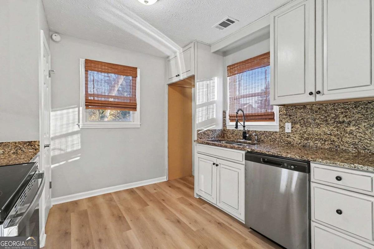 2057 Bixler Circle Decatur - Photo 12