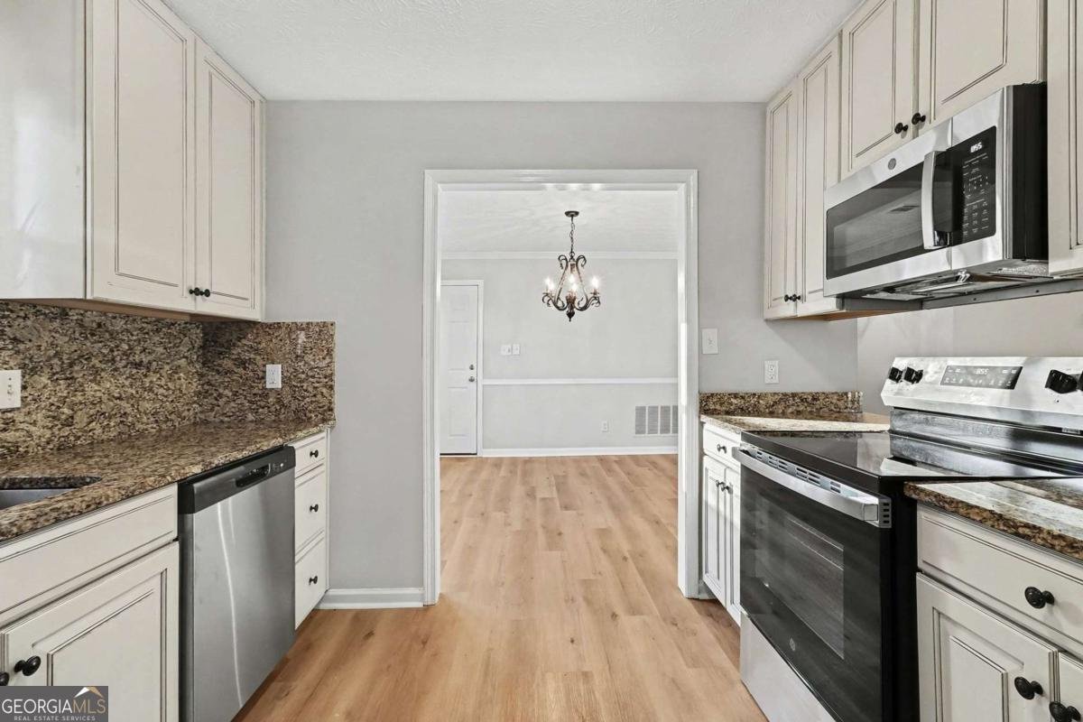 2057 Bixler Circle Decatur - Photo 13