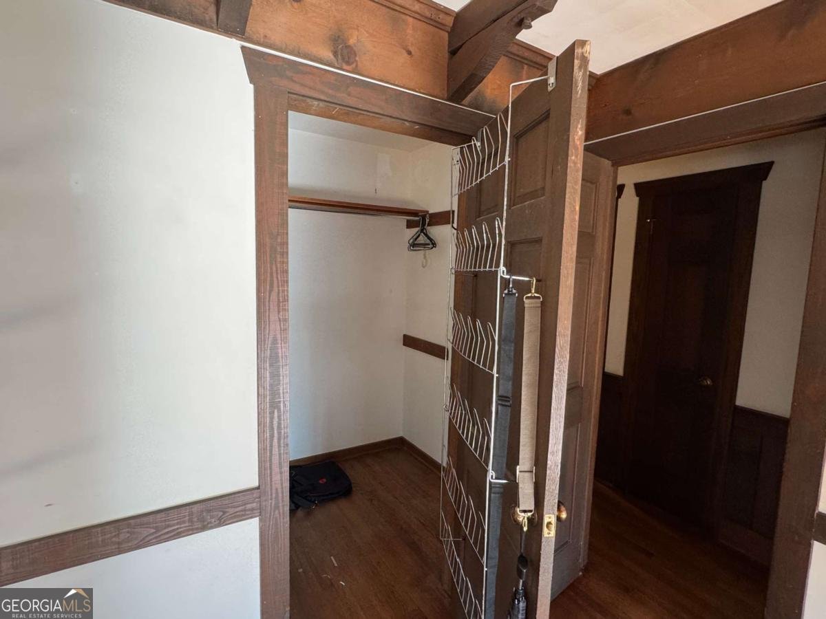 933 Viking Drive Stone Mountain - Photo 32