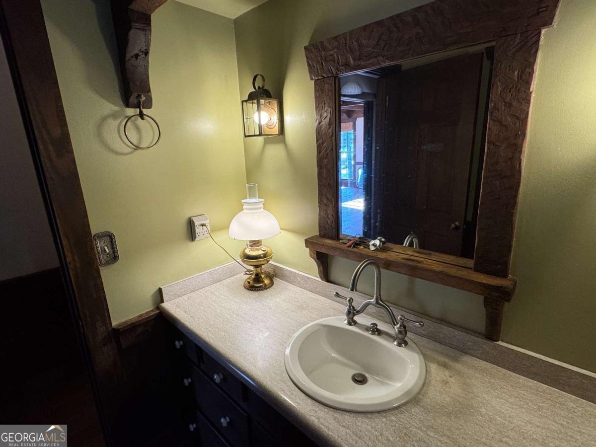 933 Viking Drive Stone Mountain - Photo 40