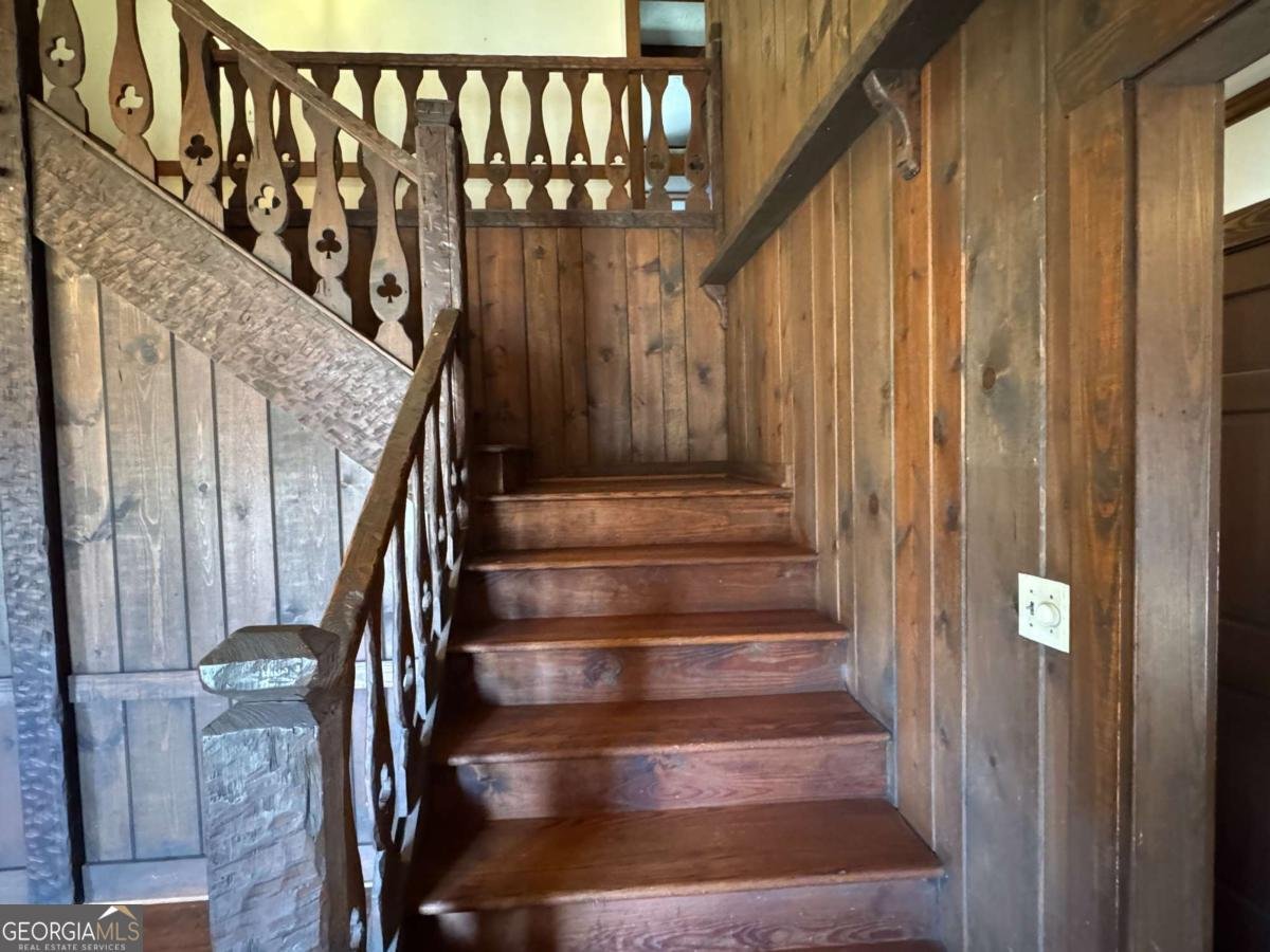 933 Viking Drive Stone Mountain - Photo 45