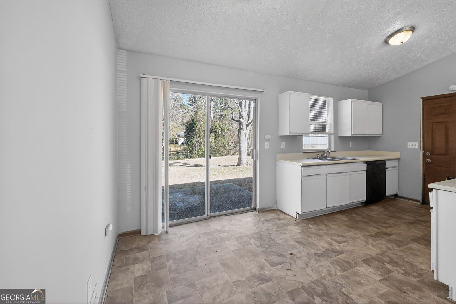 10248 Briarbay Loop Jonesboro - Photo 16