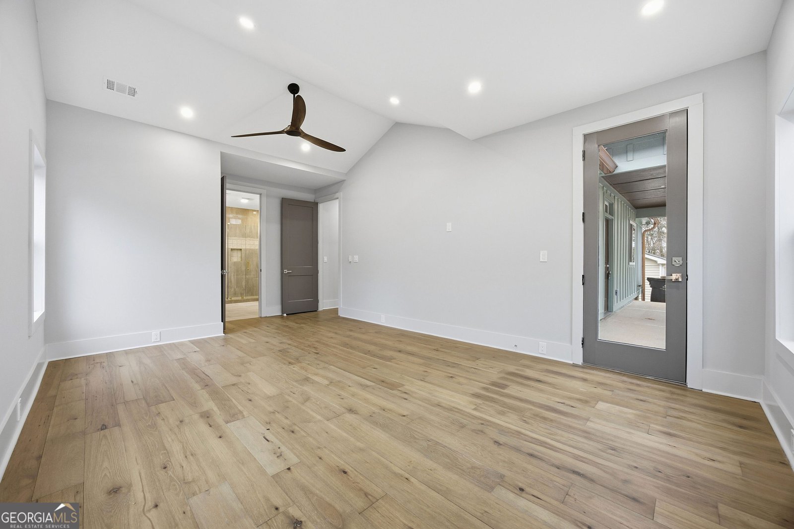 934 Zion Circle Roswell - Photo 11