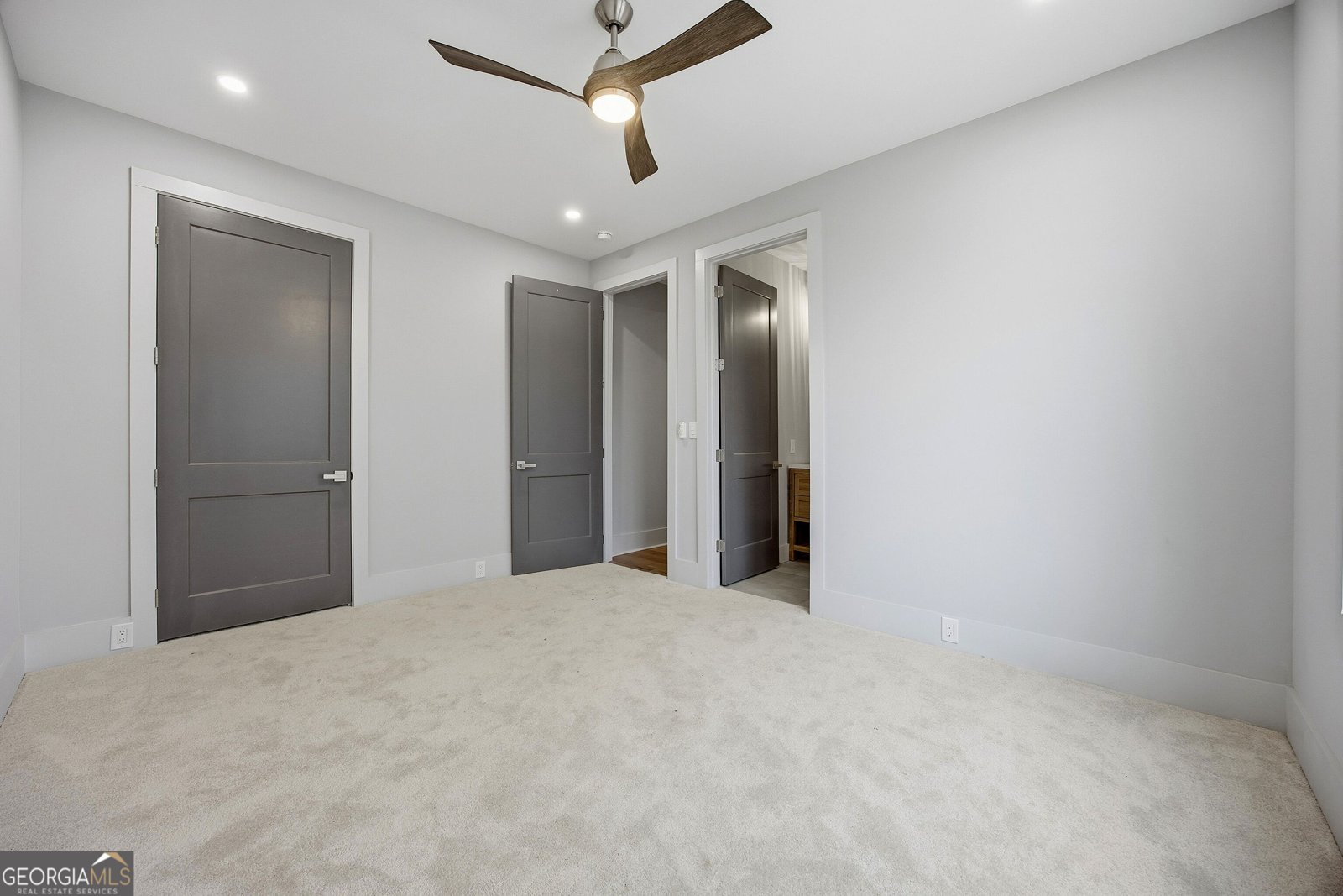 934 Zion Circle Roswell - Photo 16