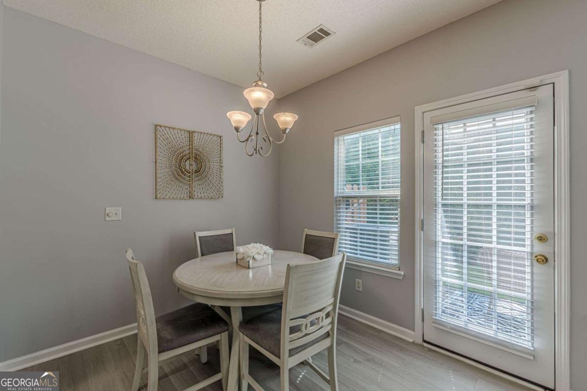 7640 Rutgers Circle Fairburn - Photo 19