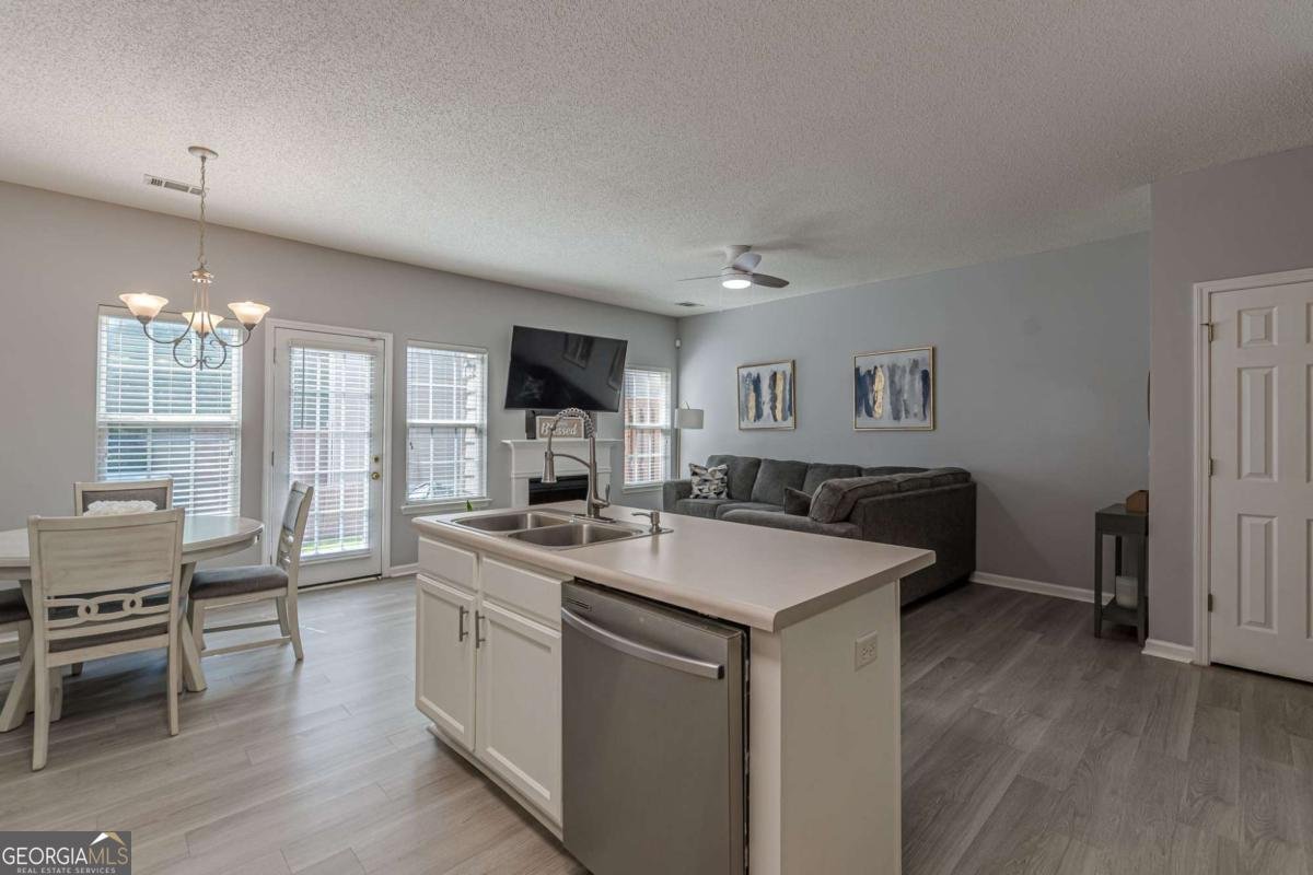 7640 Rutgers Circle Fairburn - Photo 23