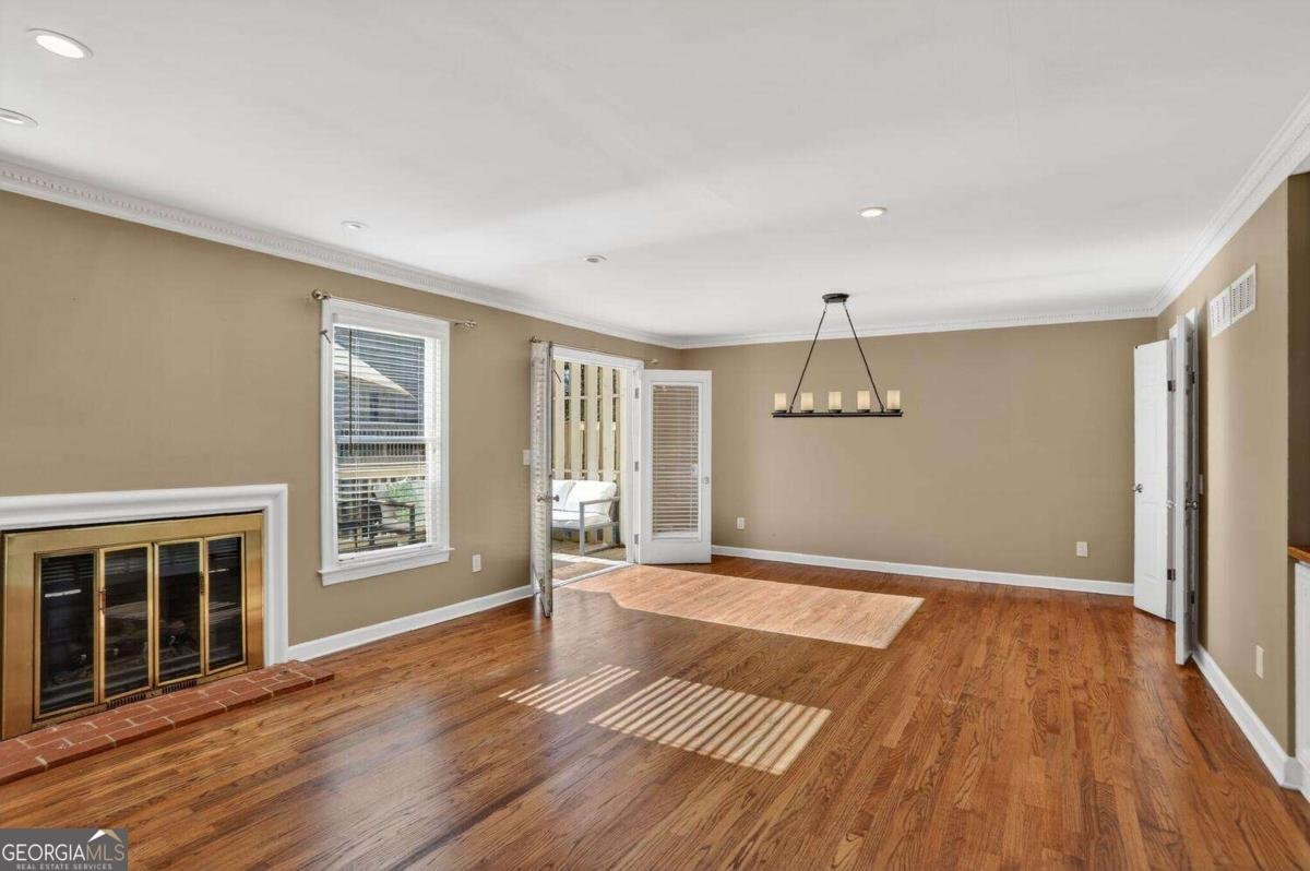 1352 Sheffield Glen Way Atlanta - Photo 10