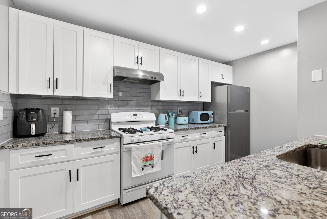 1056 Heathmoor Court Norcross - Photo 10