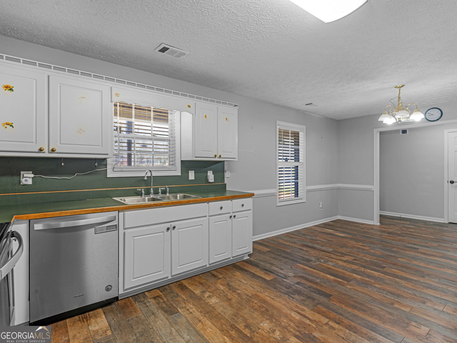 148 Leguin Forest Drive Locust Grove - Photo 9