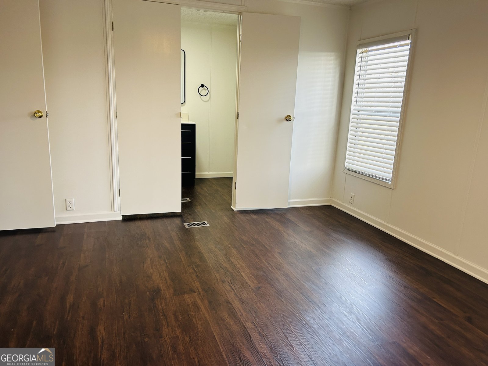 942 Paradise Valley Cornelia - Photo 17