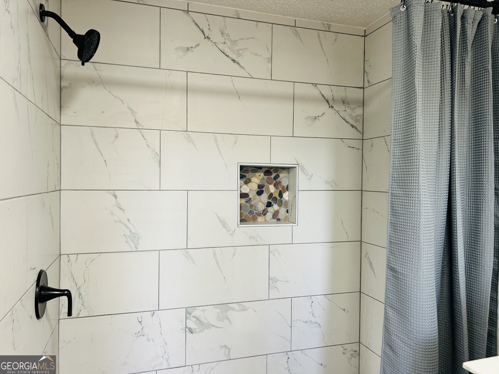 942 Paradise Valley Cornelia - Photo 22