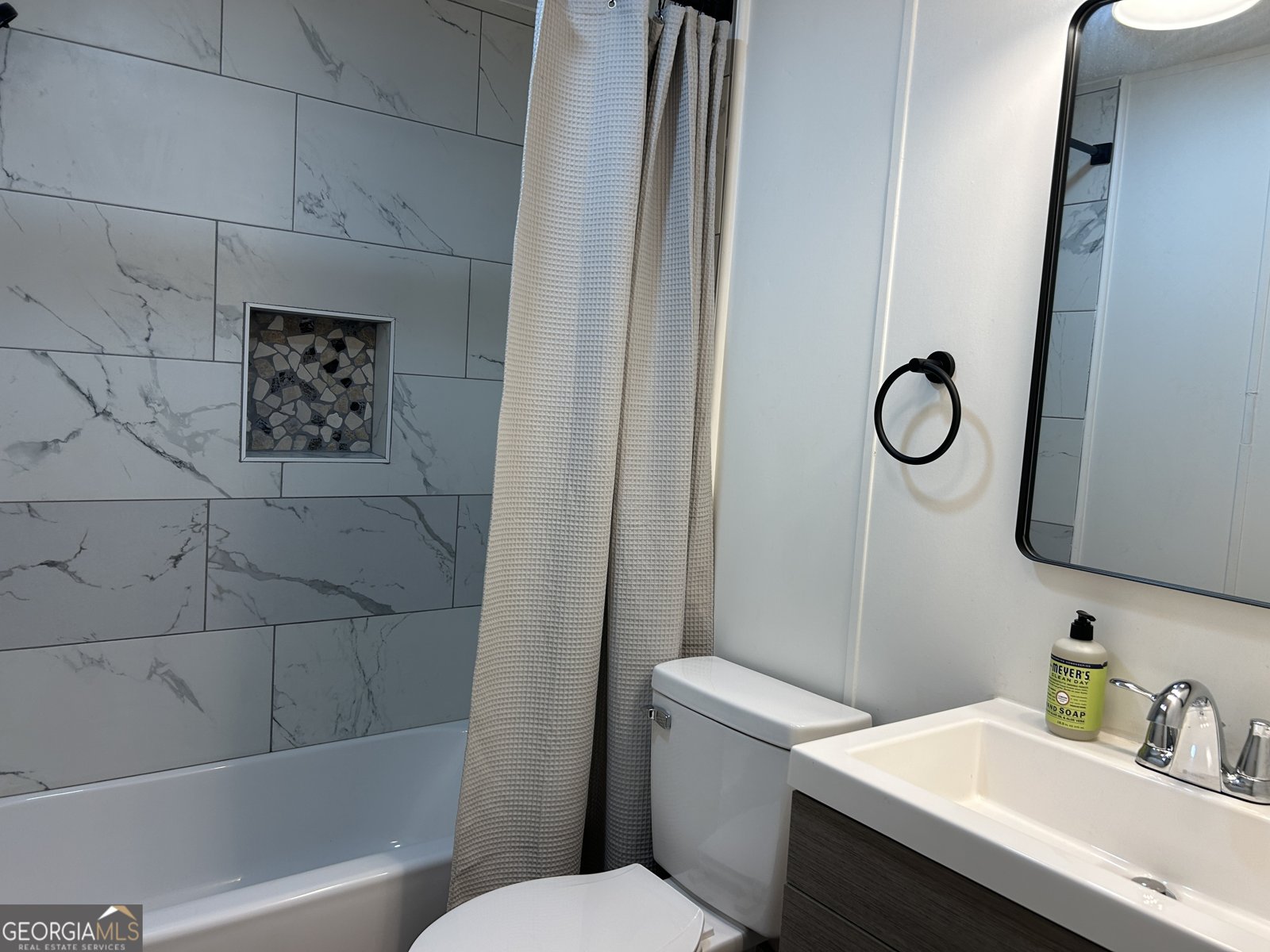 942 Paradise Valley Cornelia - Photo 29