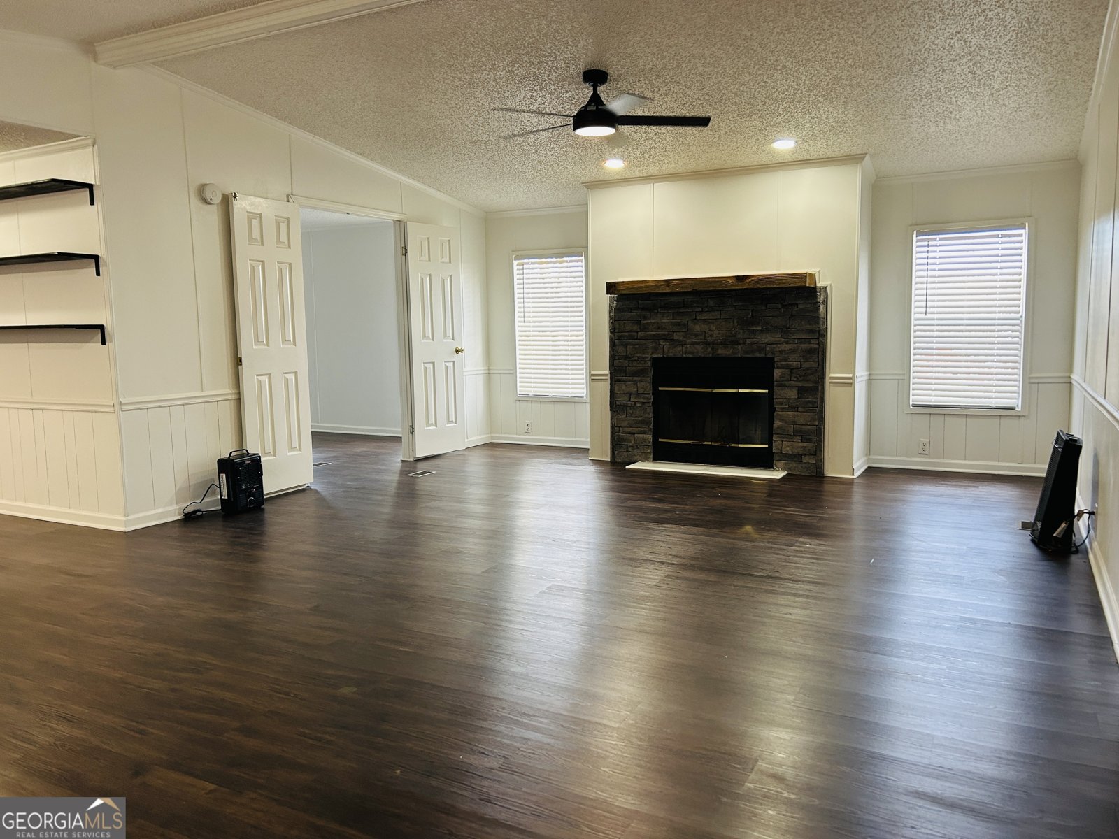 942 Paradise Valley Cornelia - Photo 8