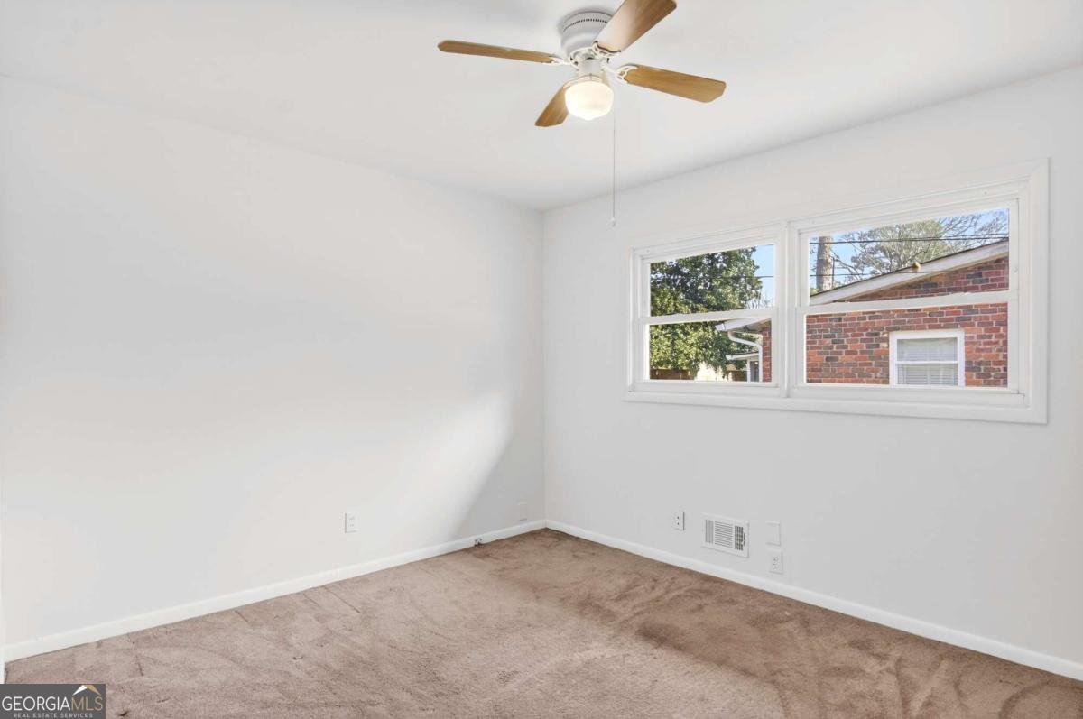 2439 Little John Trail Marietta - Photo 13