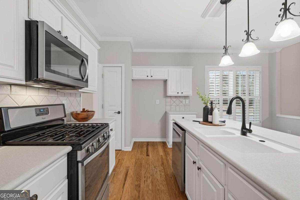 3916 Deerborne Drive Cumming - Photo 8