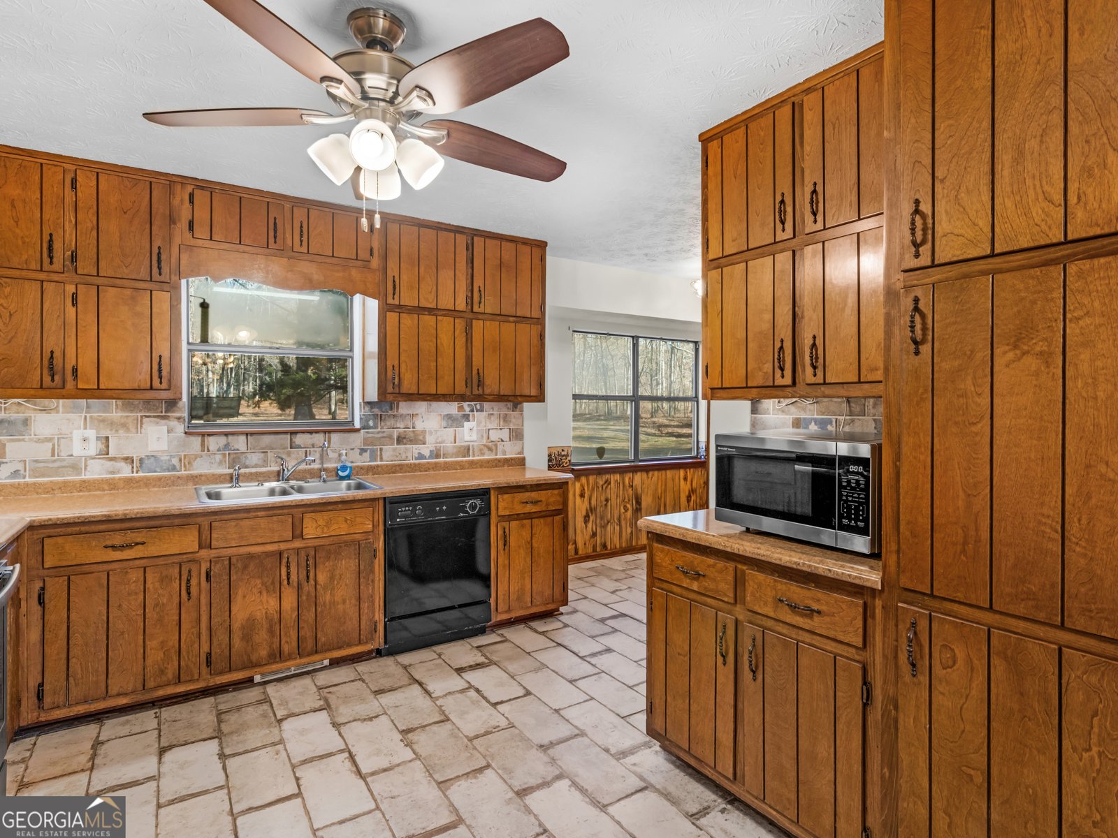 55 Hearthstone Drive Stockbridge - Photo 8