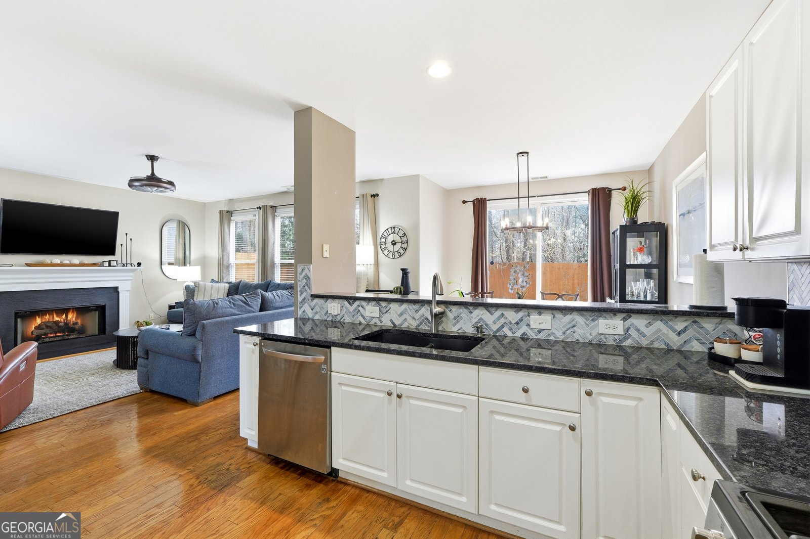 529 Mirramont Place Woodstock - Photo 9