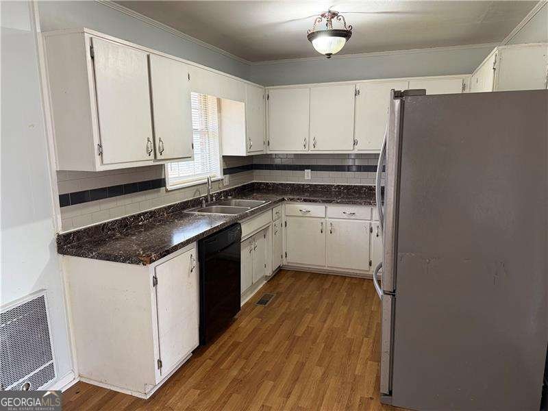 3721 Hiland Circle Oakwood - Photo 7