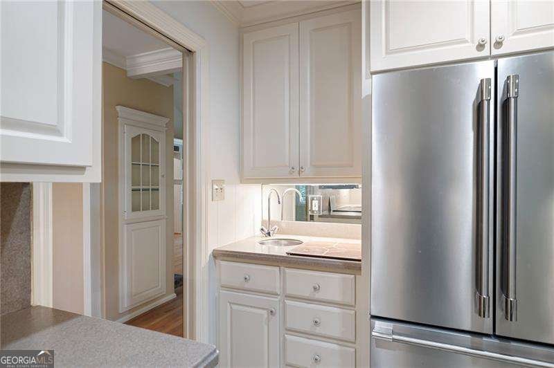 170 Mayfield Circle Alpharetta - Photo 9