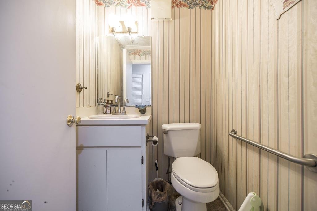 211 Old Club Court Macon - Photo 17