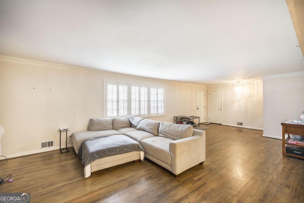 211 Old Club Court Macon - Photo 8