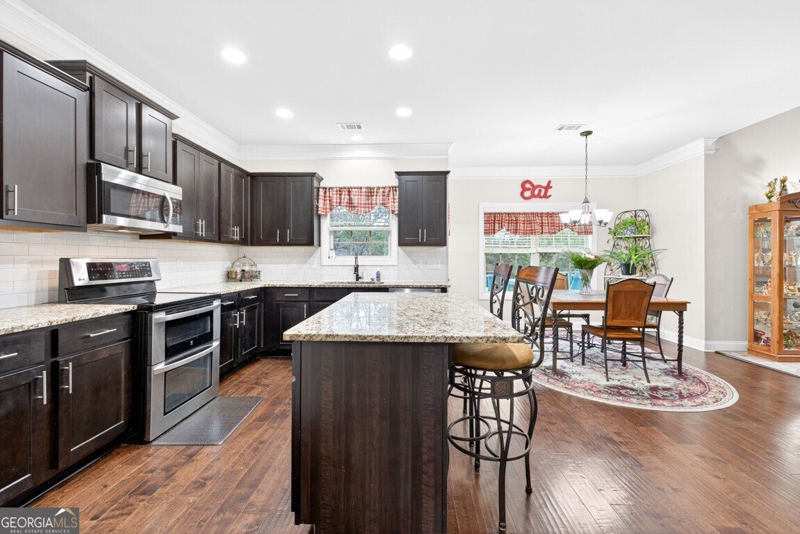 1393 Silver Thorne Court Loganville - Photo 16