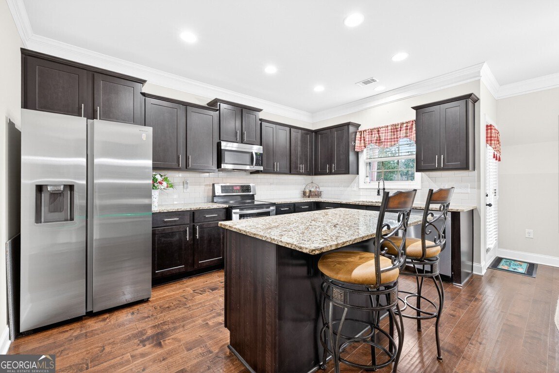 1393 Silver Thorne Court Loganville - Photo 17