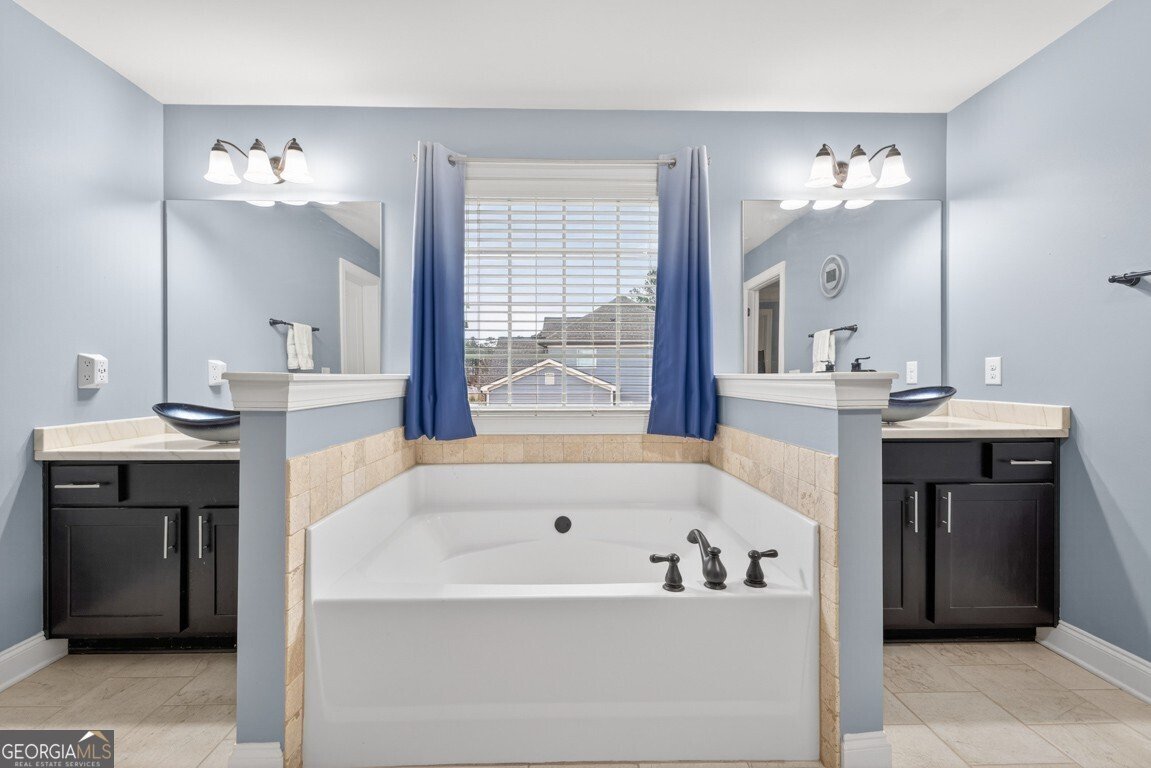 1393 Silver Thorne Court Loganville - Photo 32