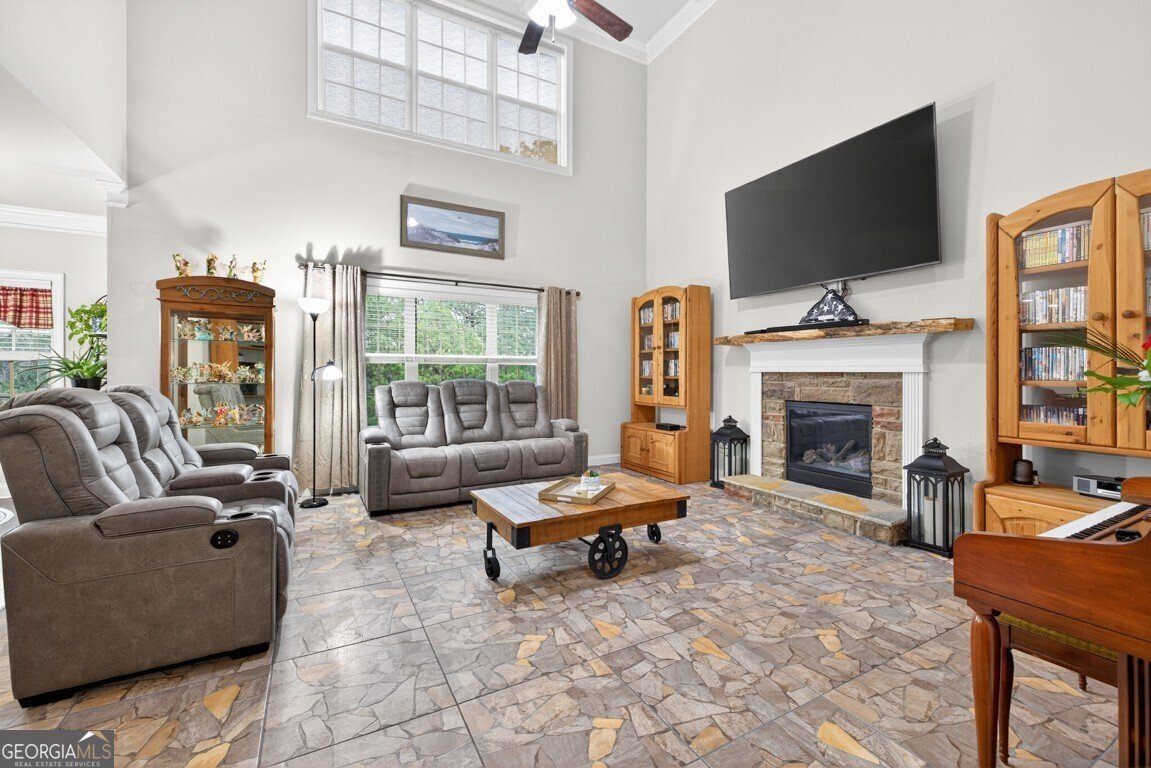 1393 Silver Thorne Court Loganville - Photo 8