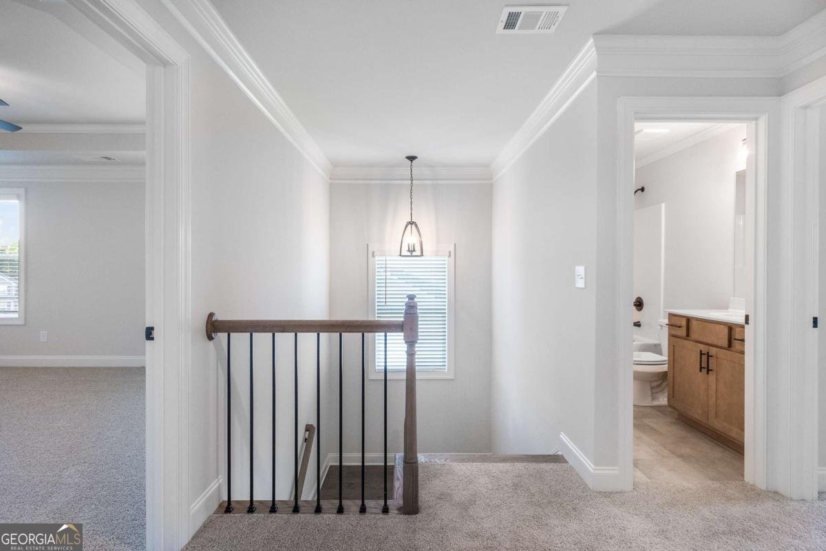 448 Banff Drive Winder - Photo 10