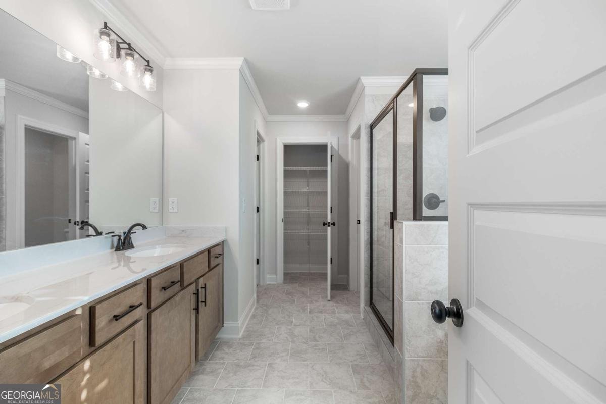 448 Banff Drive Winder - Photo 12