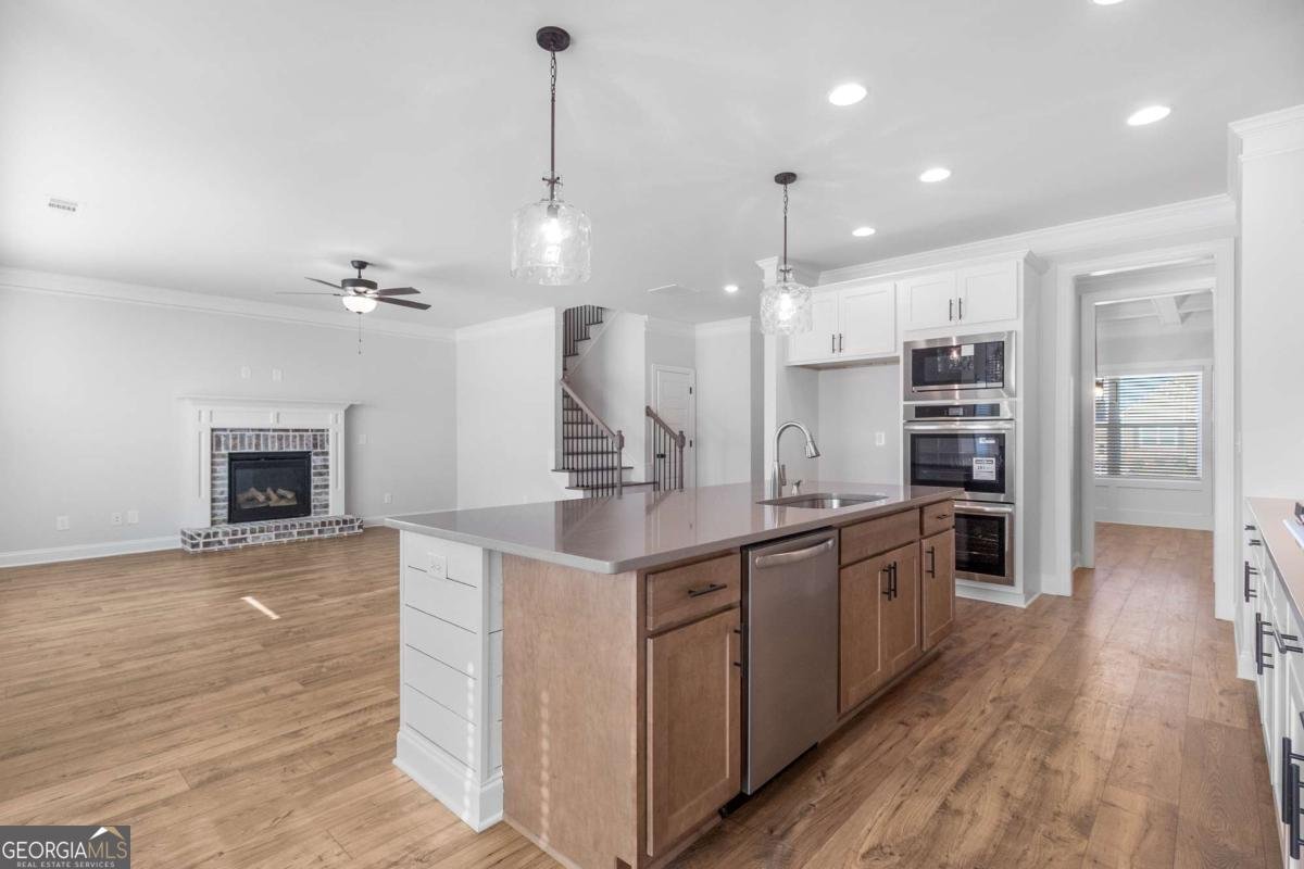 448 Banff Drive Winder - Photo 7