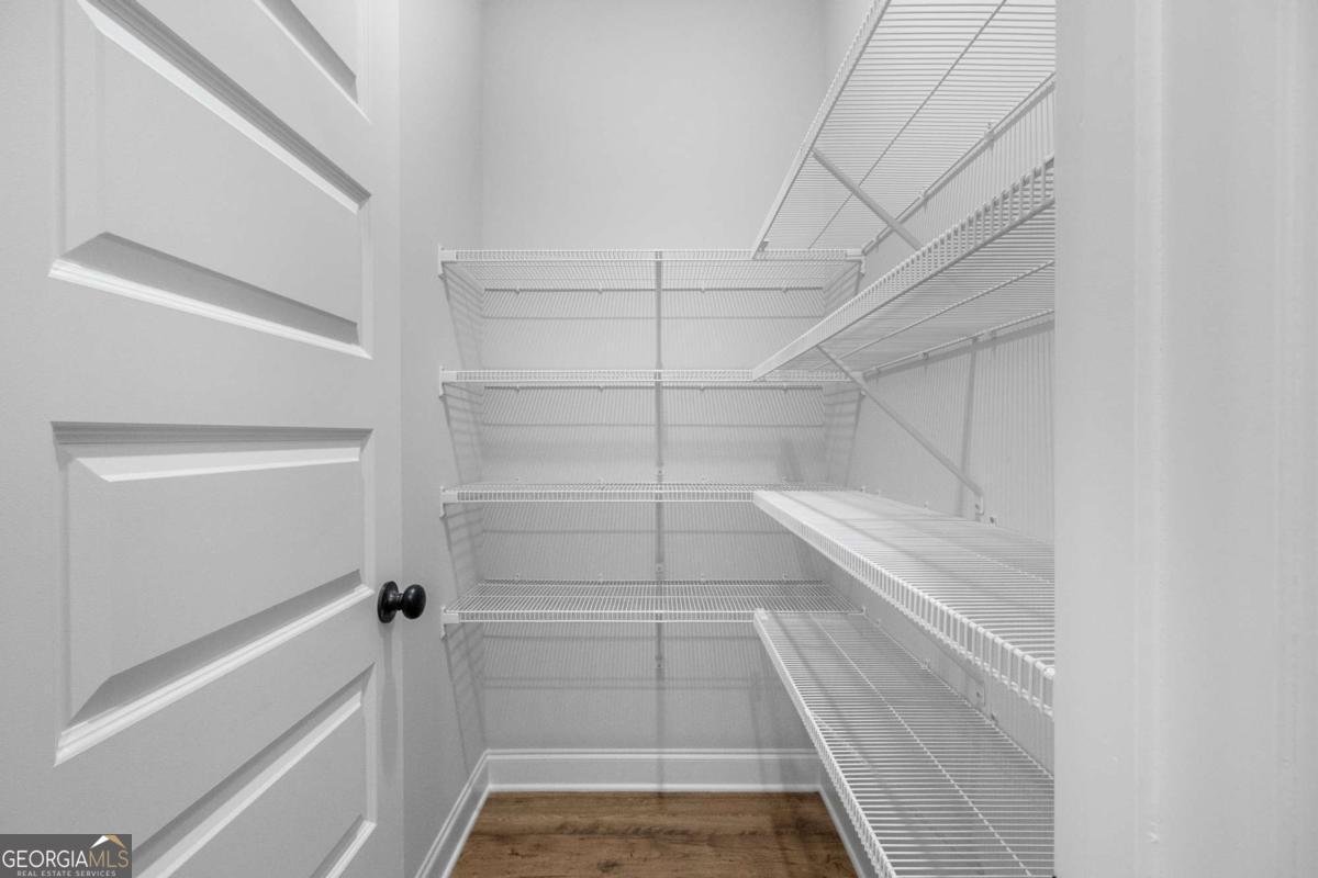 448 Banff Drive Winder - Photo 8