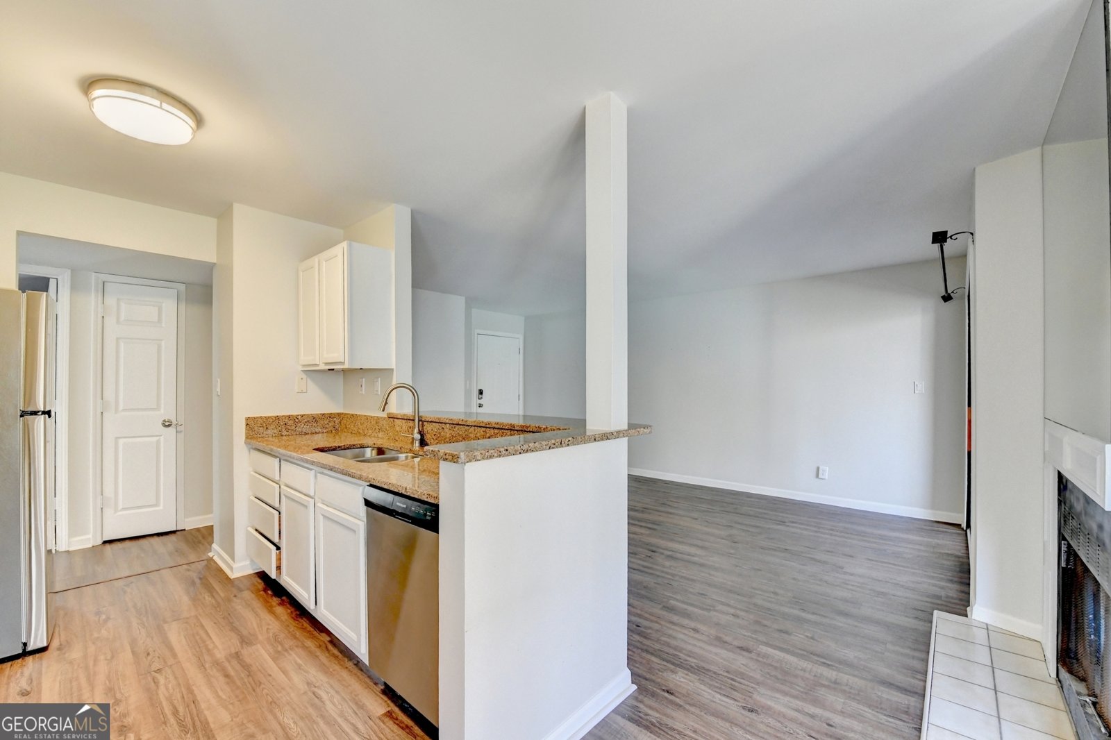 911 Garden Court Atlanta - Photo 14