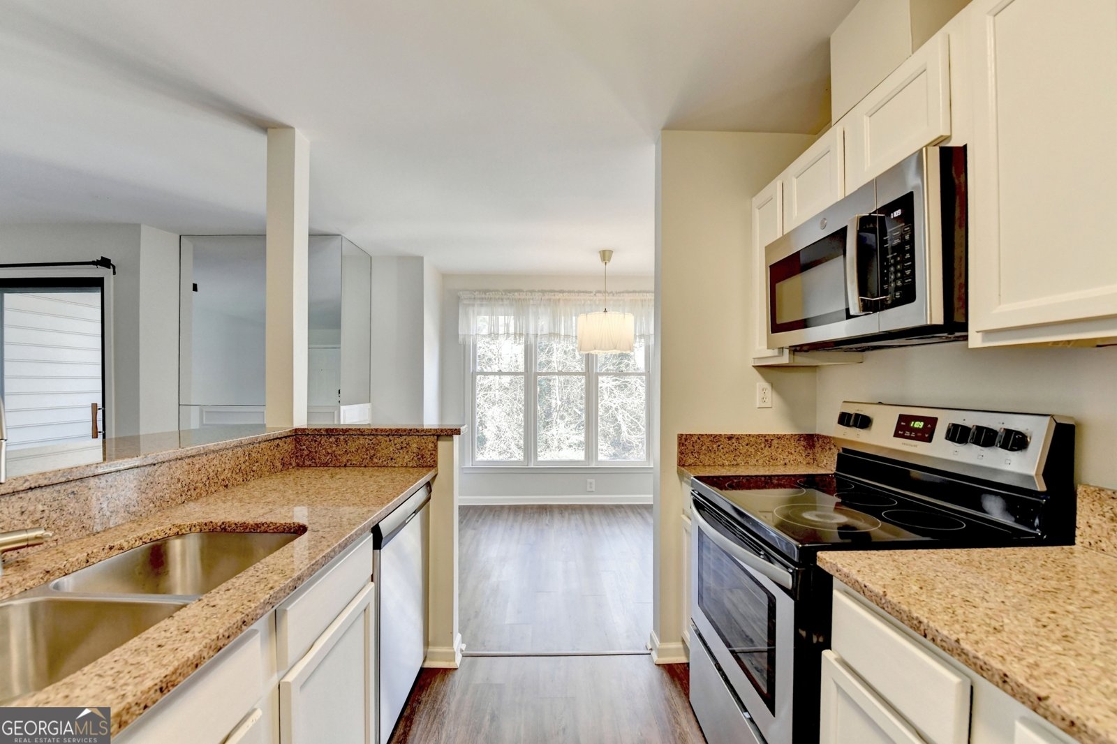 911 Garden Court Atlanta - Photo 18