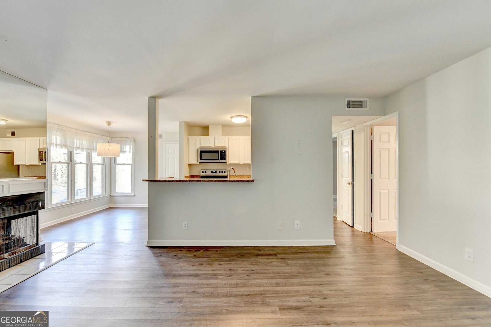 911 Garden Court Atlanta - Photo 8