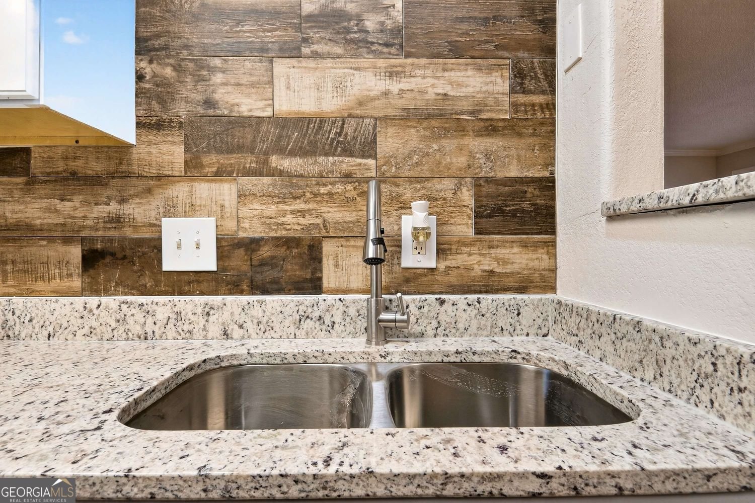 6354 Shannon Parkway Union City - Photo 11