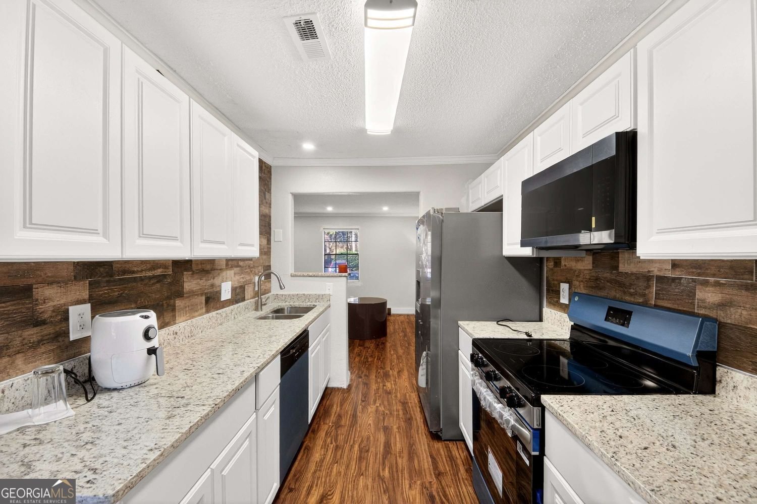 6354 Shannon Parkway Union City - Photo 8