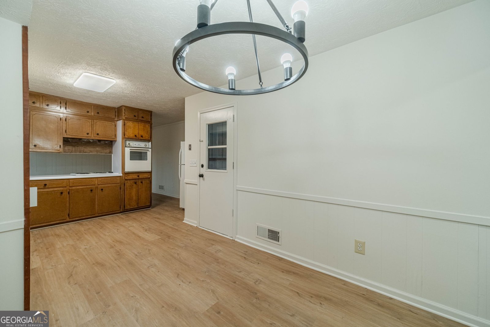 1678 Pounds Road Stone Mountain - Photo 11