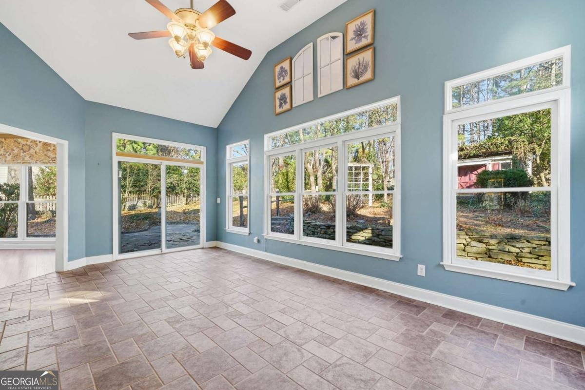 1565 Victoria Walk Cumming - Photo 12