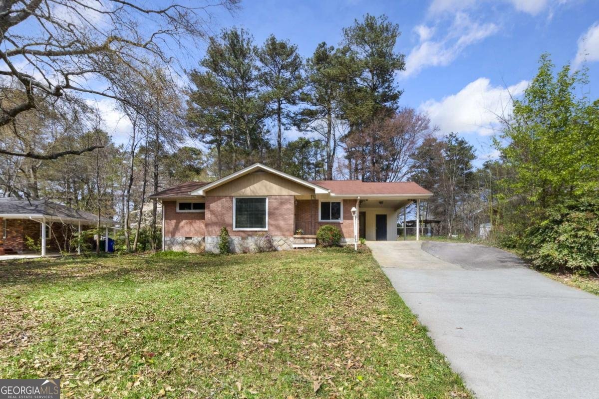 2042 Shady Lane Tucker - Photo 1