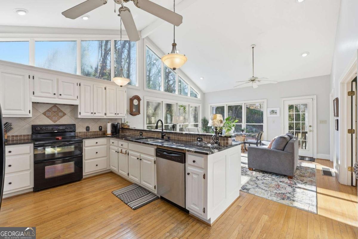 783 Holly Drive Gainesville - Photo 12