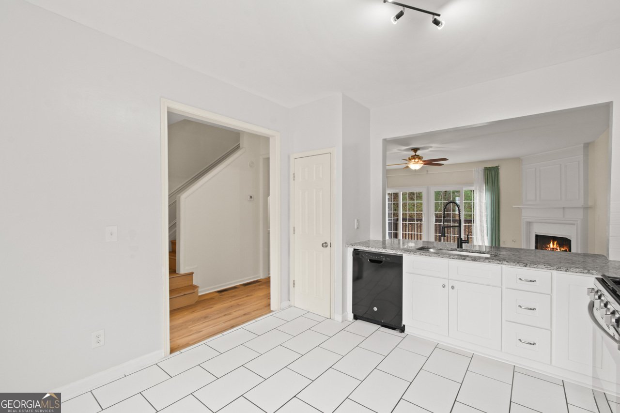 3443 Lathenview Court Milton - Photo 22