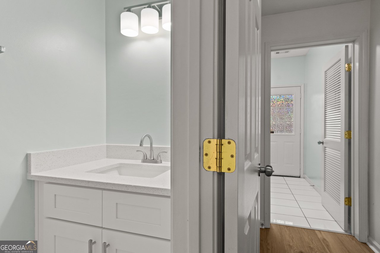 3443 Lathenview Court Milton - Photo 6