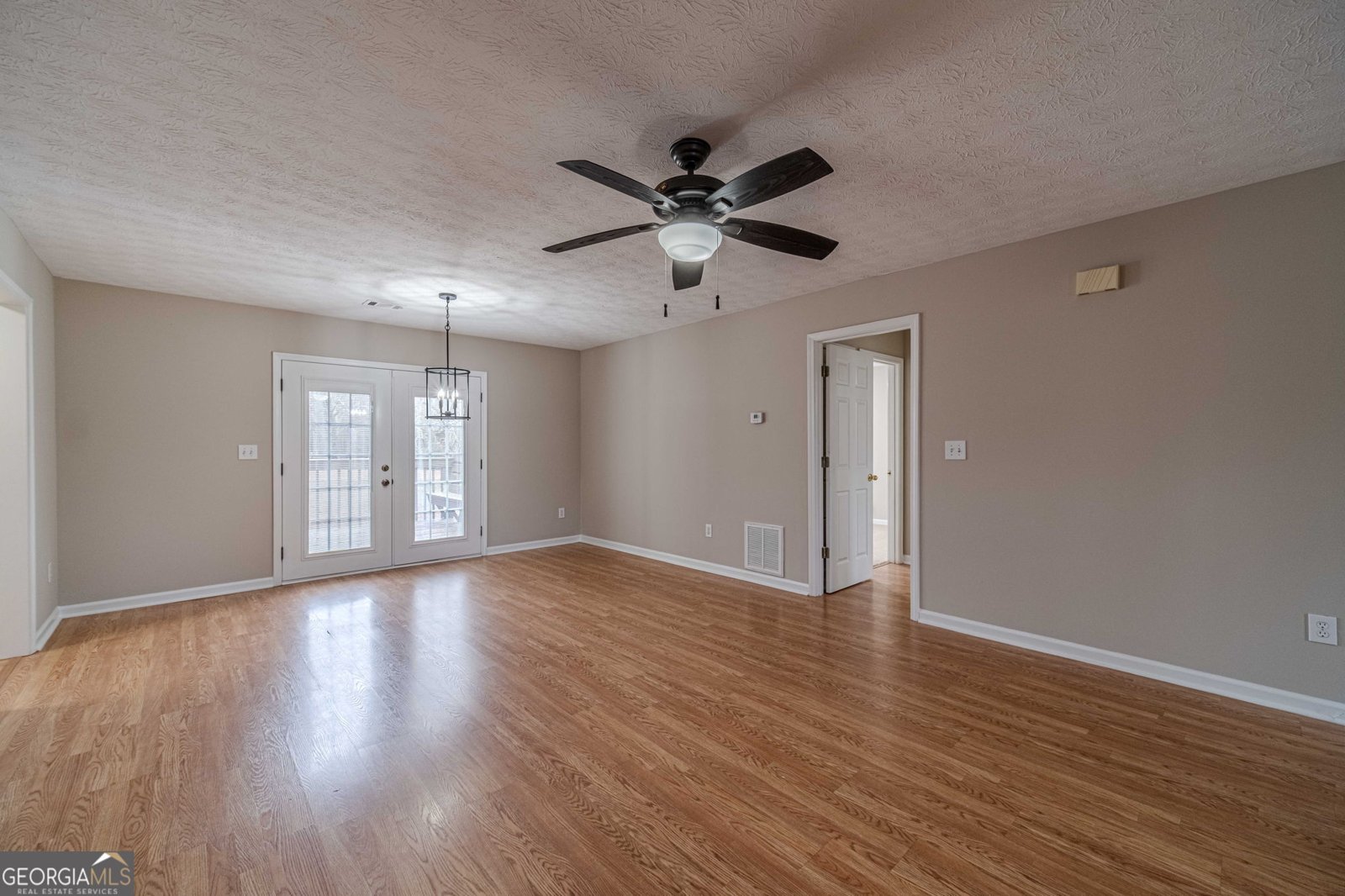 119 Ash Street Social Circle - Photo 6